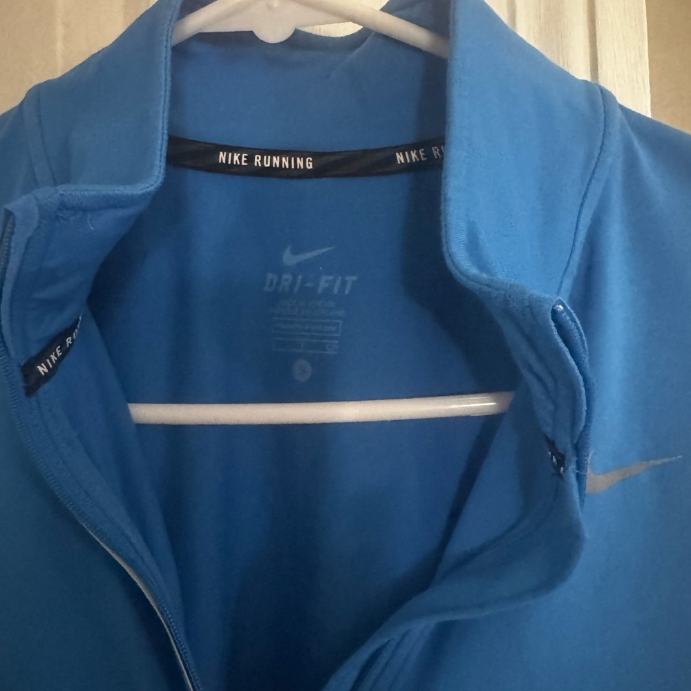 Nike Blue Running Jacket with Dri-FIT - Picture 3 of 4